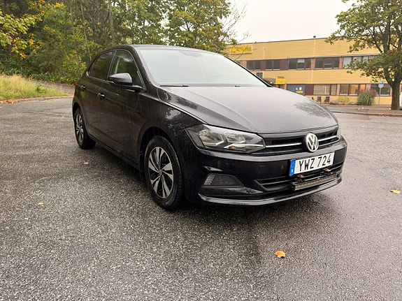Volkswagen Polo 9 of 16