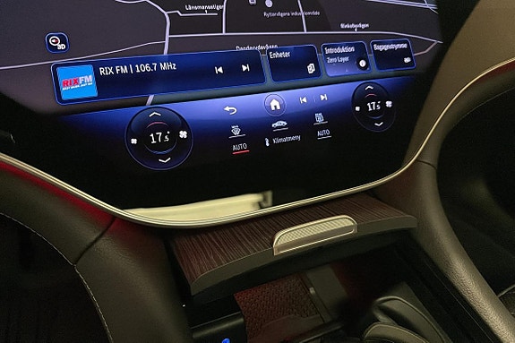 Mercedes-Benz EQS580 19 of 25