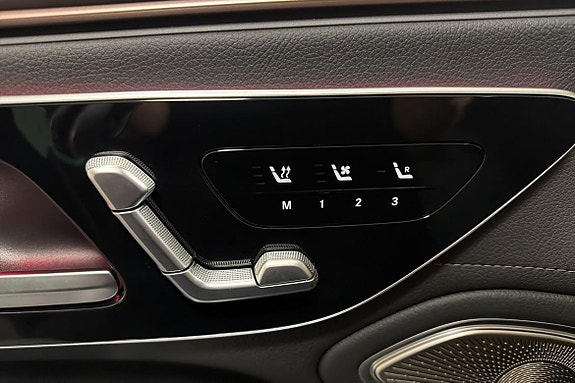 Mercedes-Benz EQS580 20 of 25