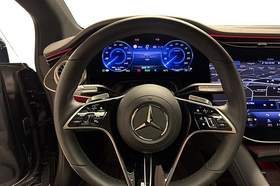 Mercedes-Benz EQS580 12 of 25
