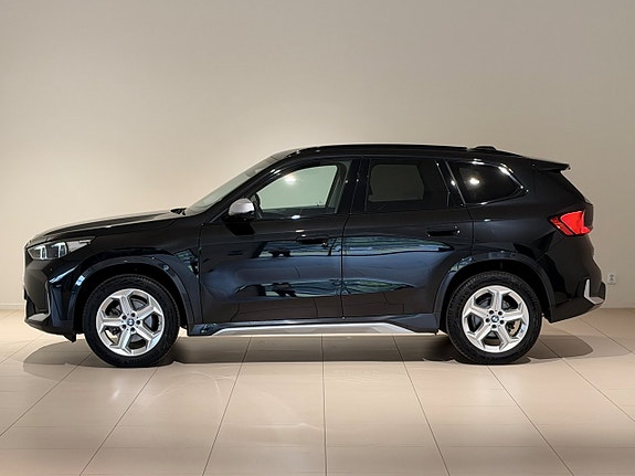 BMW X1 2 of 14