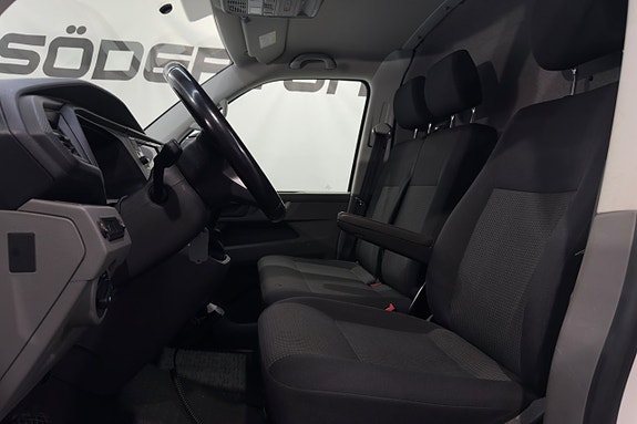 Volkswagen Transporter 8 of 22