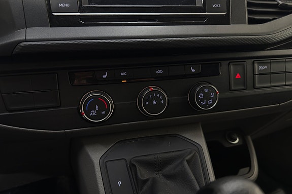 Volkswagen Transporter 18 of 22