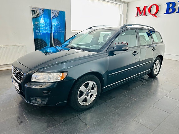 Volvo V50 4 of 14
