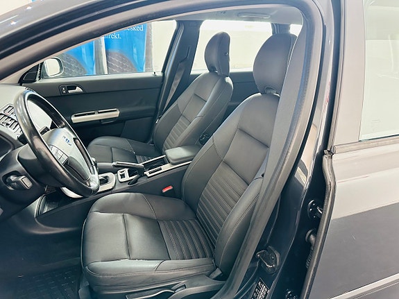 Volvo V50 10 of 14