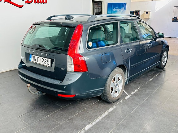 Volvo V50 6 of 14