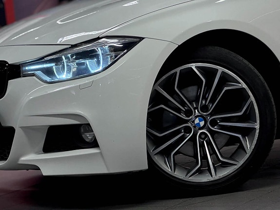 BMW 320d 10 of 26