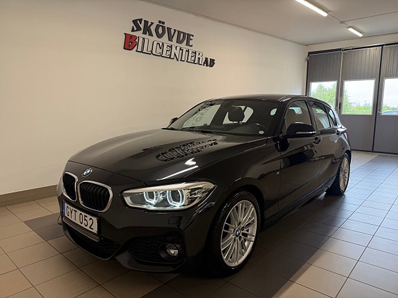 BMW 118d 2 of 12