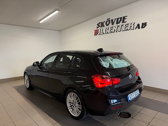 BMW 118d 3 of 12