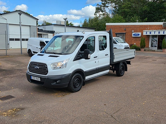 Ford Transit 2 of 13