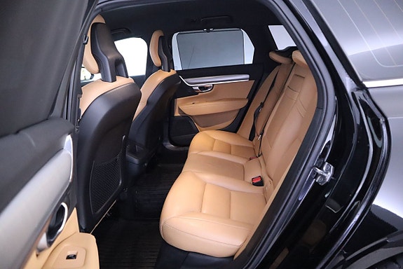 Volvo V90 13 of 25