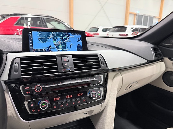 BMW 440i 19 of 25