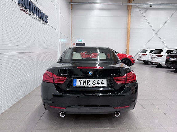 BMW 440i 11 of 25