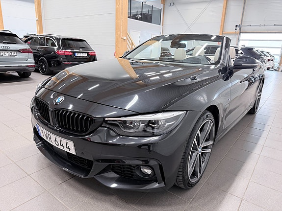 BMW 440i 3 of 25