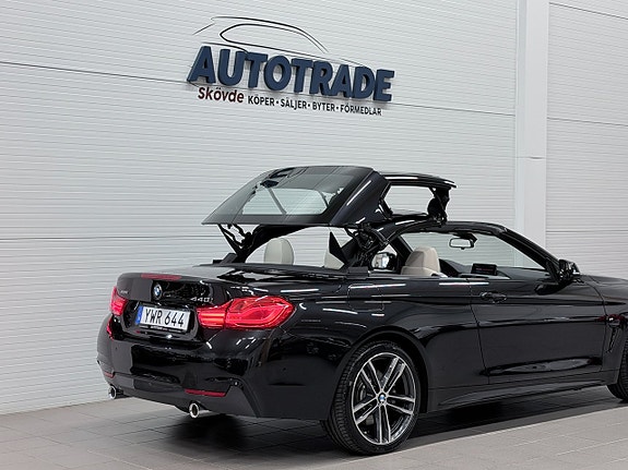 BMW 440i 8 of 25
