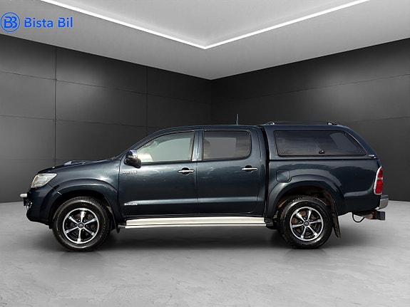 Toyota HiLux 11 of 19