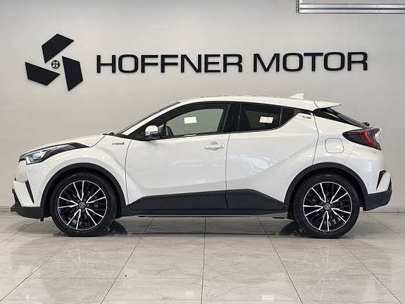 Toyota C-HR 7 of 15