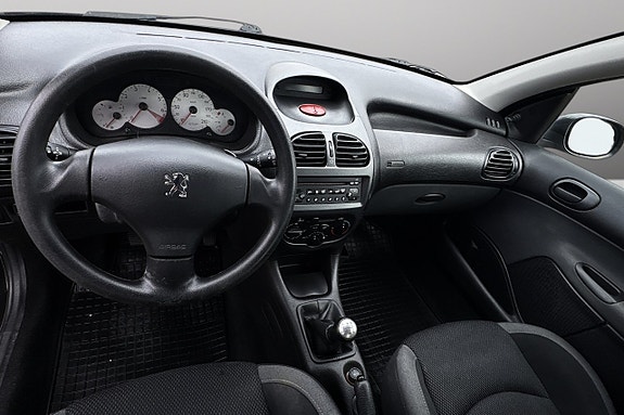 Peugeot 206 12 of 21