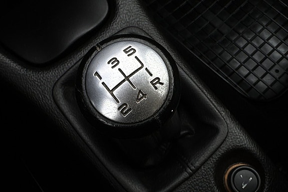 Peugeot 206 17 of 21