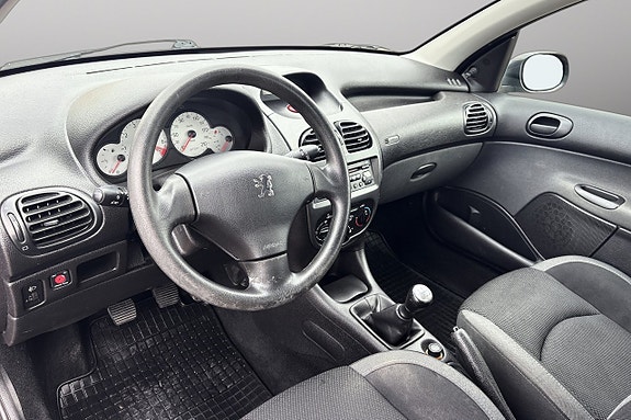 Peugeot 206 10 of 21