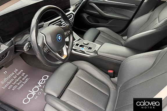 BMW i4 10 of 15