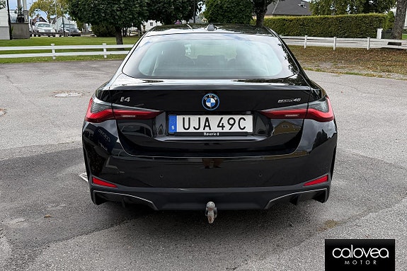 BMW i4 4 of 15