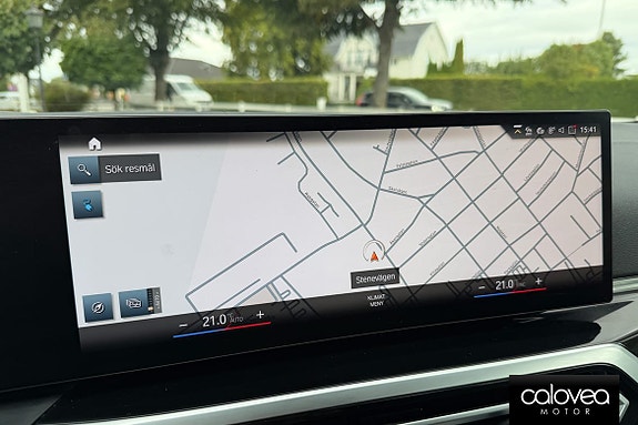 BMW i4 8 of 15