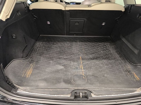 Volvo XC60 8 of 10