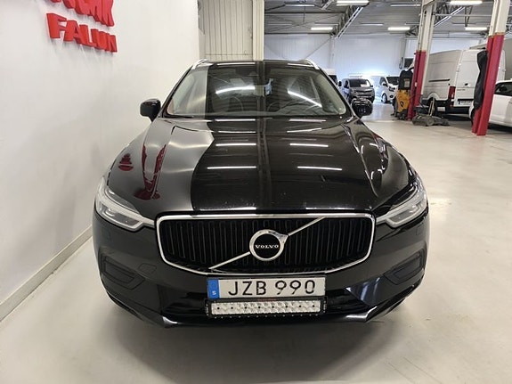 Volvo XC60 2 of 10