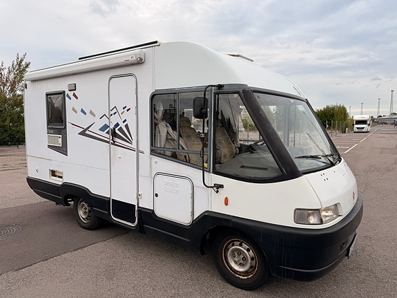 Fiat Fiat Ducato Burstner i531 |2.5JTD|116HK|1996|Helintegrerad|Markis|Farthållare|Solceller|Nybes 2 of 8