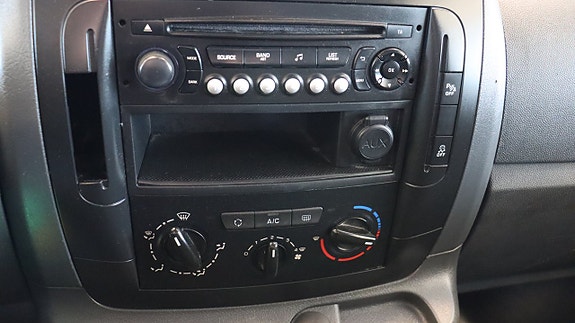 Peugeot Expert 15 of 15