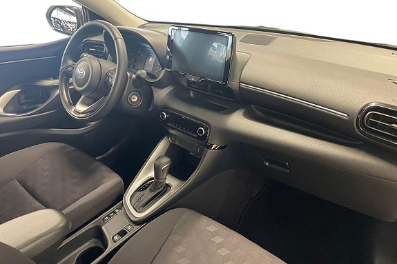 Toyota Yaris 7 of 20