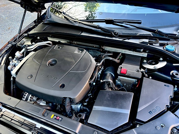 Volvo S60 4 of 6
