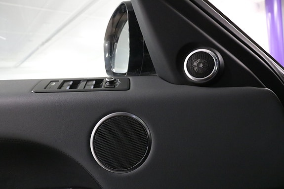 Land Rover Range Rover Sport 25 of 25
