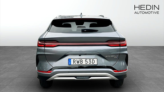 BYD Seal U 7 of 9