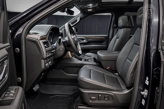 Chevrolet Tahoe 6 of 12