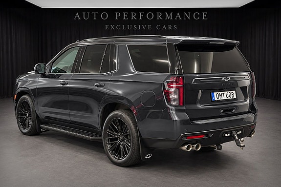 Chevrolet Tahoe 3 of 12
