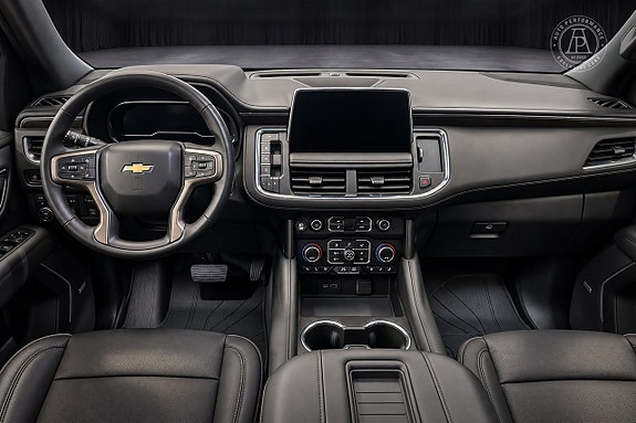 Chevrolet Tahoe 8 of 12