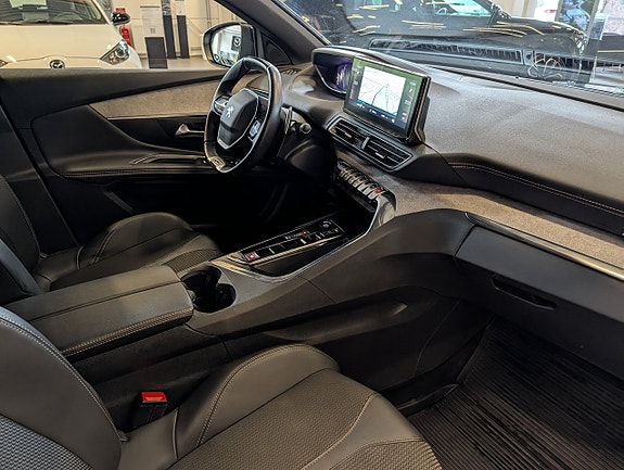 Peugeot 3008 15 of 18