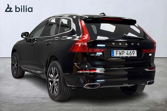 Volvo XC60 2 of 16