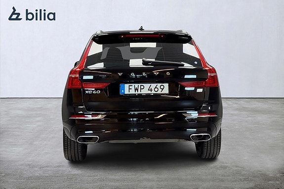 Volvo XC60 8 of 16