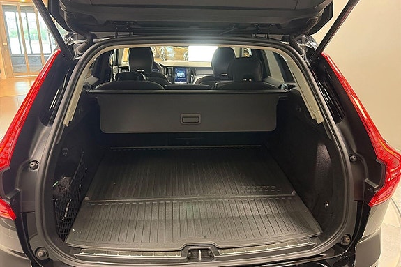 Volvo XC60 15 of 16