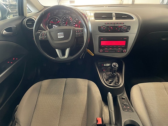 Seat Leon 11 of 12