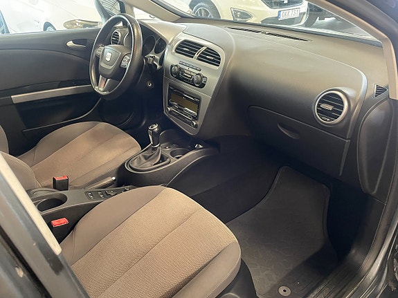 Seat Leon 10 of 12