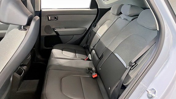 Kia Seltos 9 of 18
