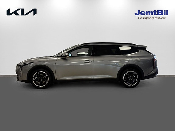Kia K4 4 of 14