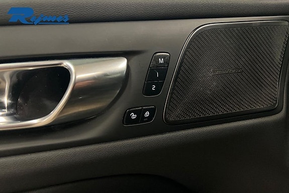 Volvo V60 16 of 16