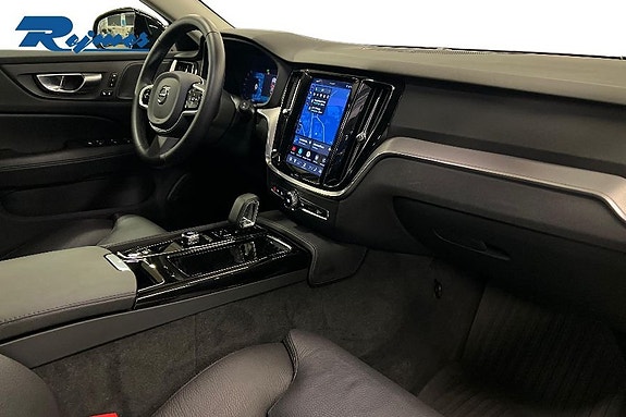 Volvo V60 5 of 16