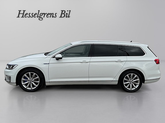 Volkswagen Passat 10 of 19