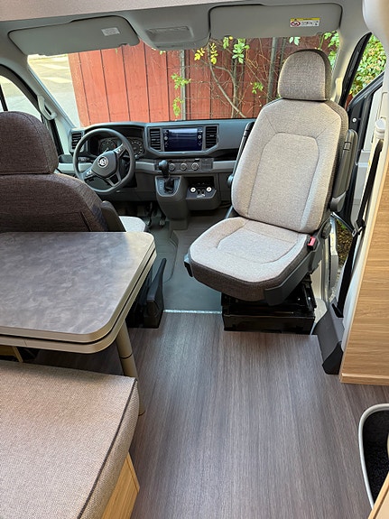 Knaus Knaus Van Ti Plus Platinum Selection 10 of 16
